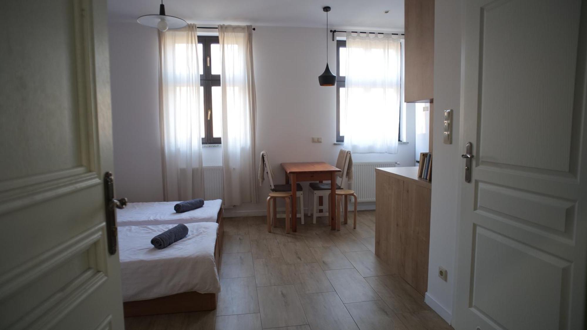 77 Reinholda Finstera Apartamento *